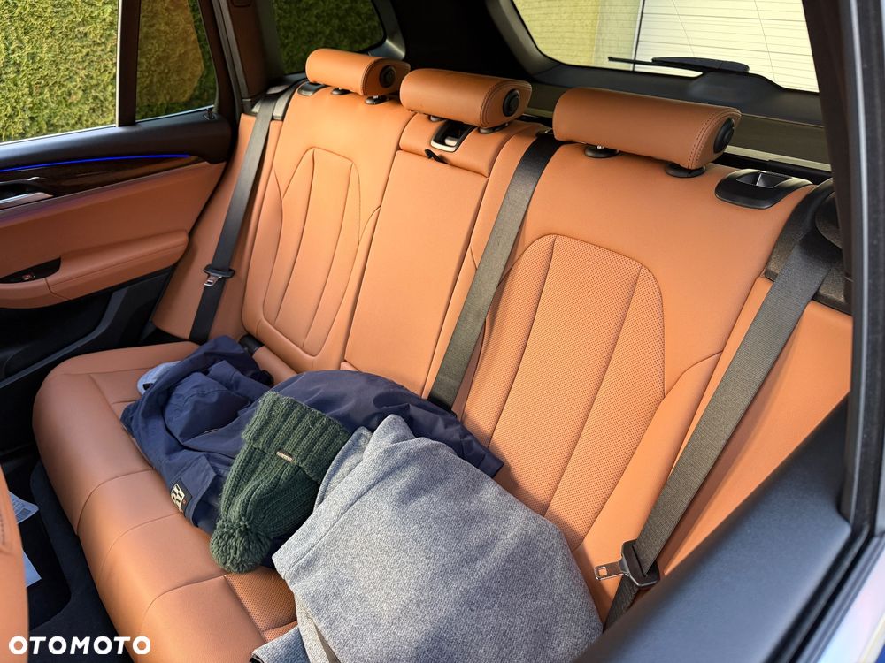 BMW X3 xDrive30i - 14