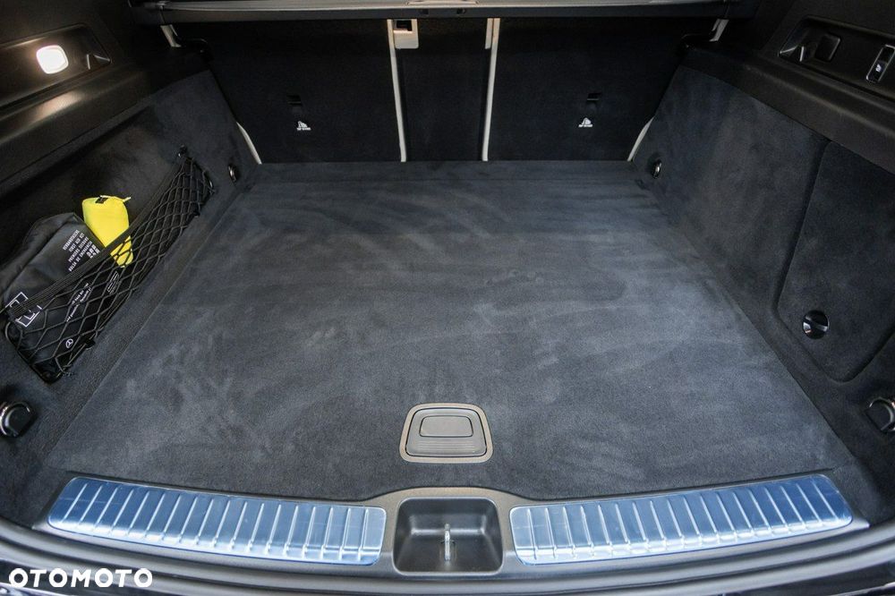 Mercedes-Benz GLE - 24