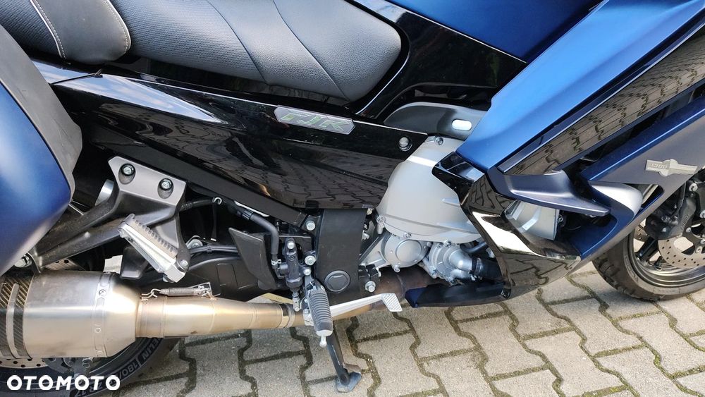 Yamaha FJR - 4