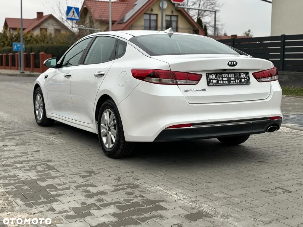 Kia Optima - 9