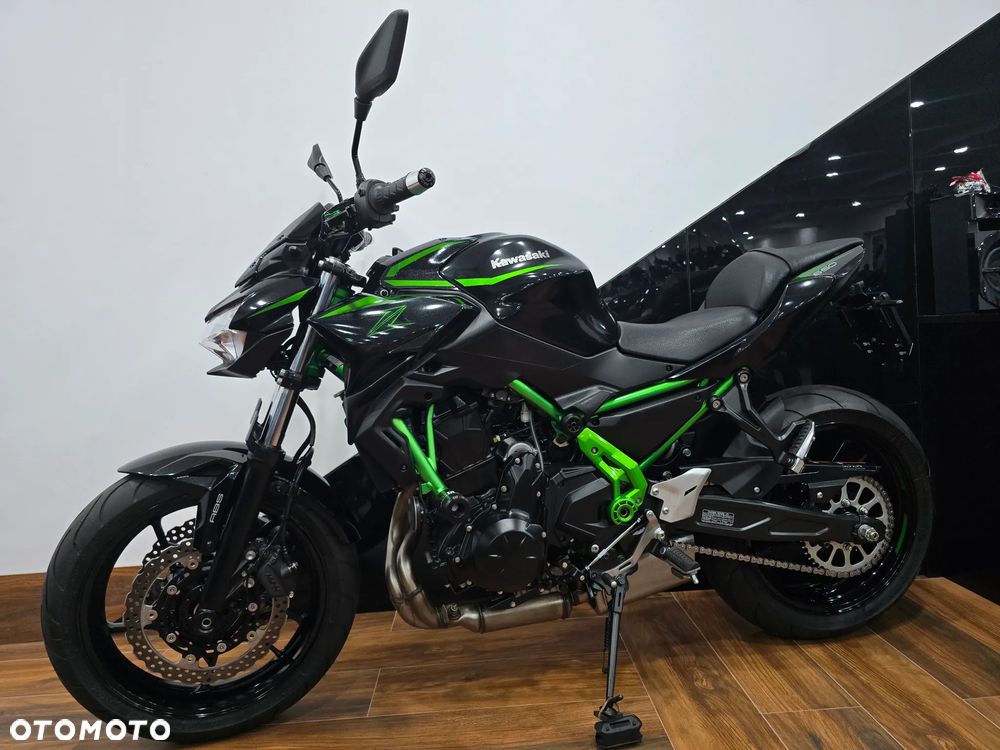 Kawasaki Z 650 - 6