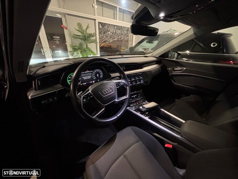 Audi Q8 e-Tron 55 quattro advanced - 3