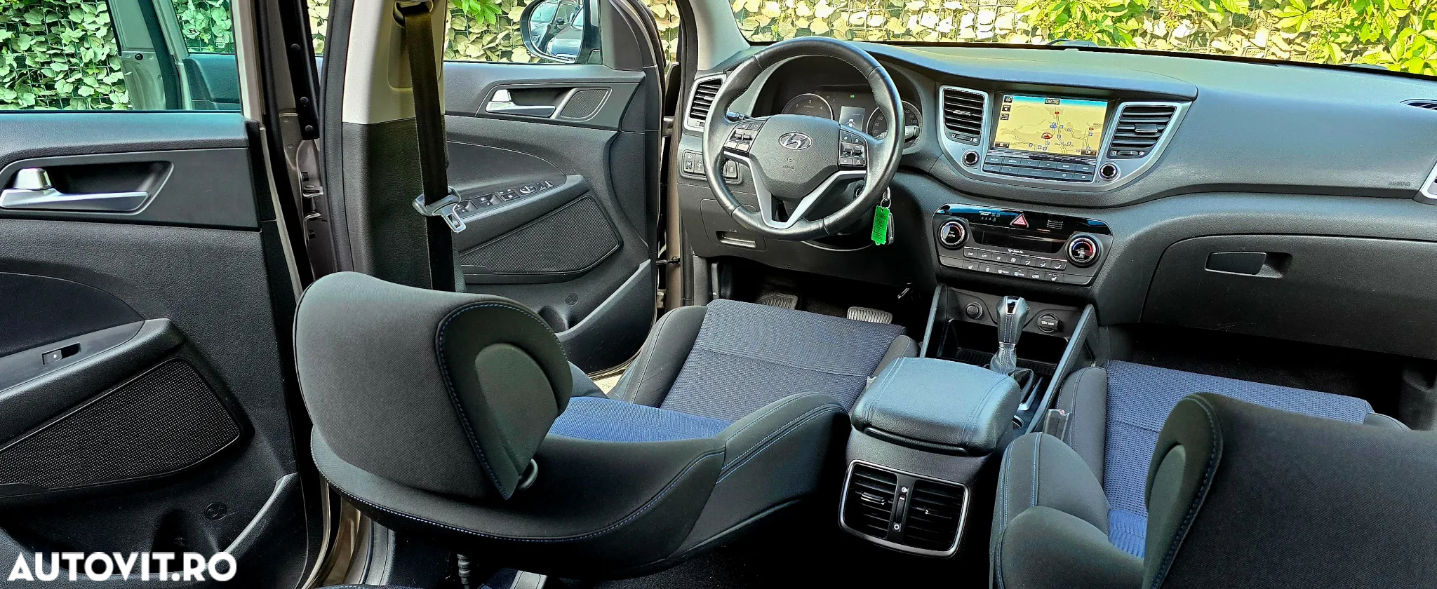 Hyundai Tucson 2.0 CRDI 4WD Automatik Advantage - 16
