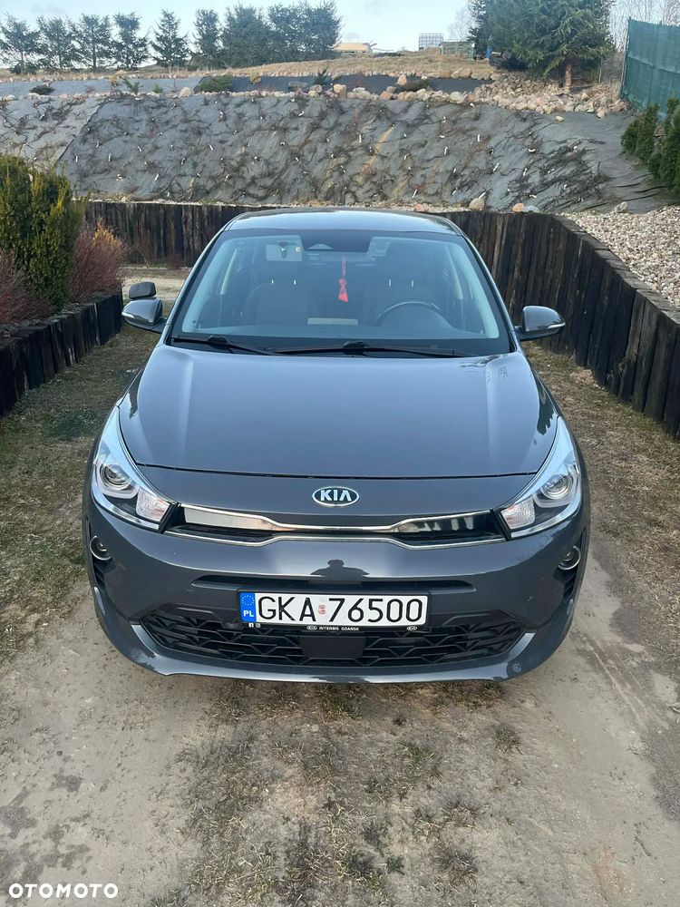 Kia Rio 1.2 L - 1