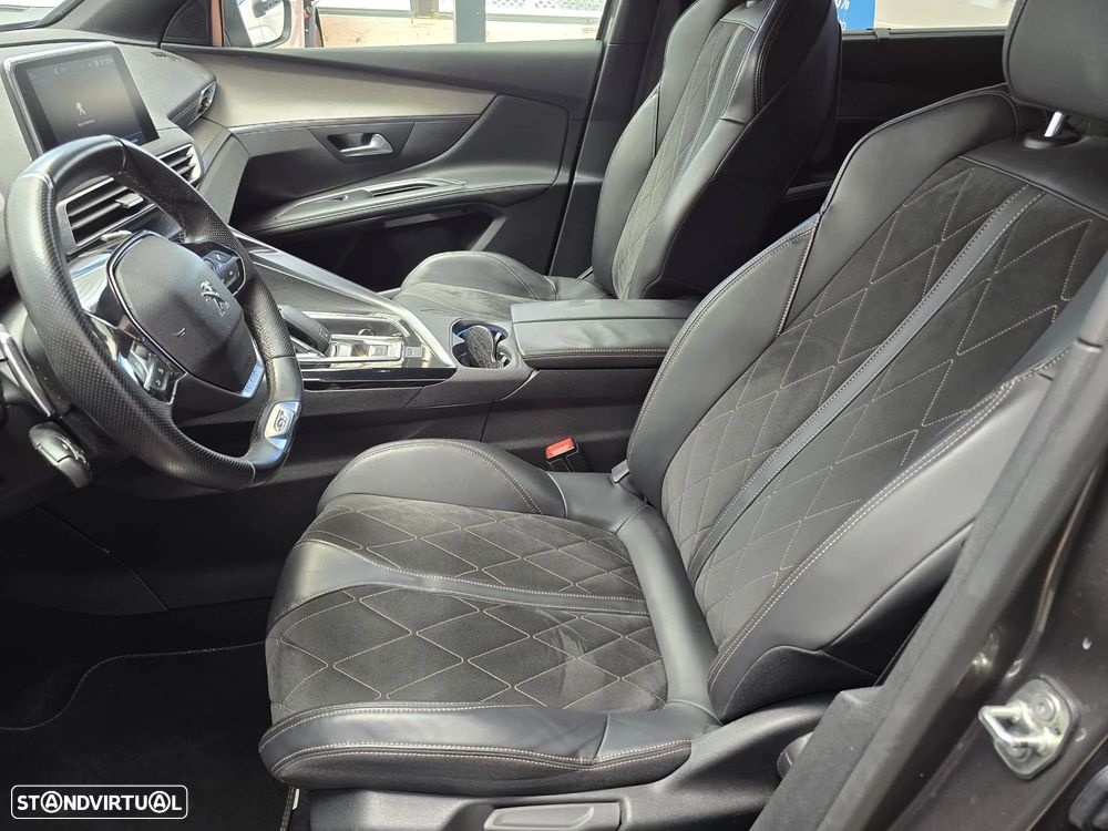 Peugeot 5008 2.0 BlueHDi GT EAT6 - 18