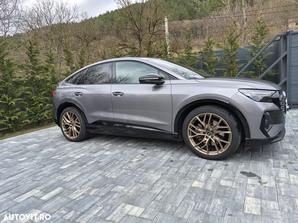 Audi Q4 e-tron - 4