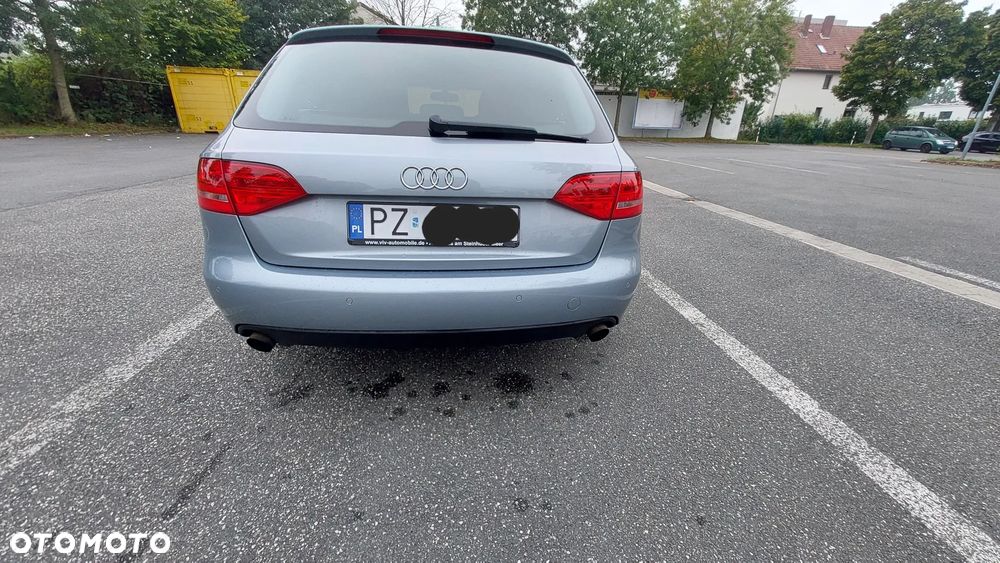 Audi A4 Avant - 9