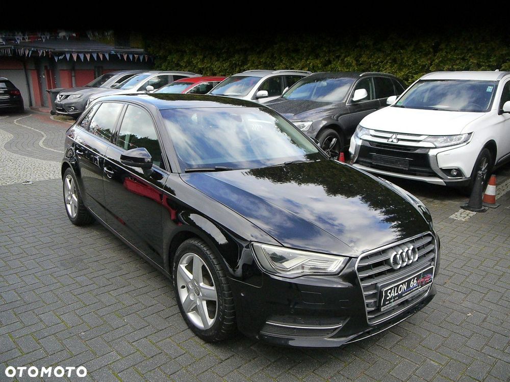 Audi A3 Sportback - 4