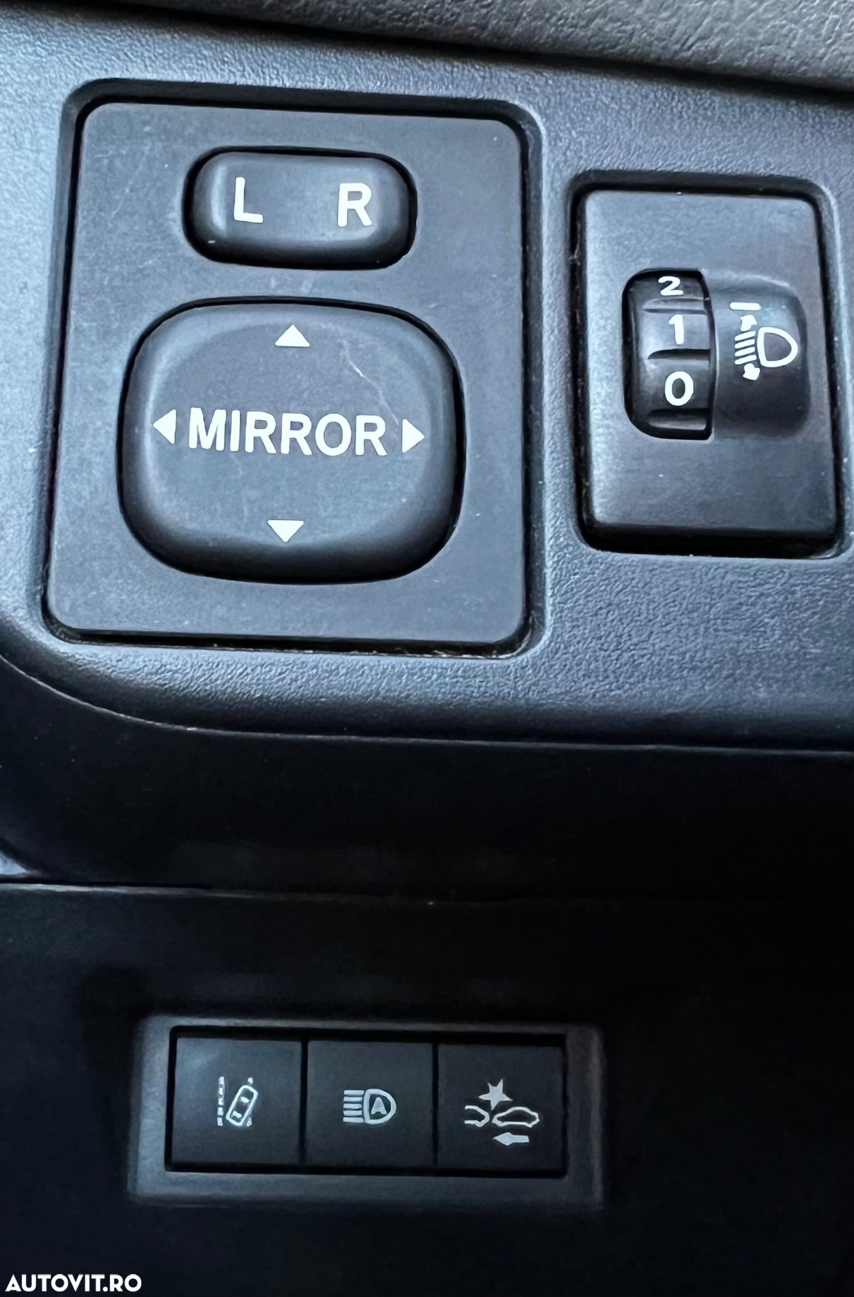 Toyota Yaris 1.5 VVT-i HSD Active - 12