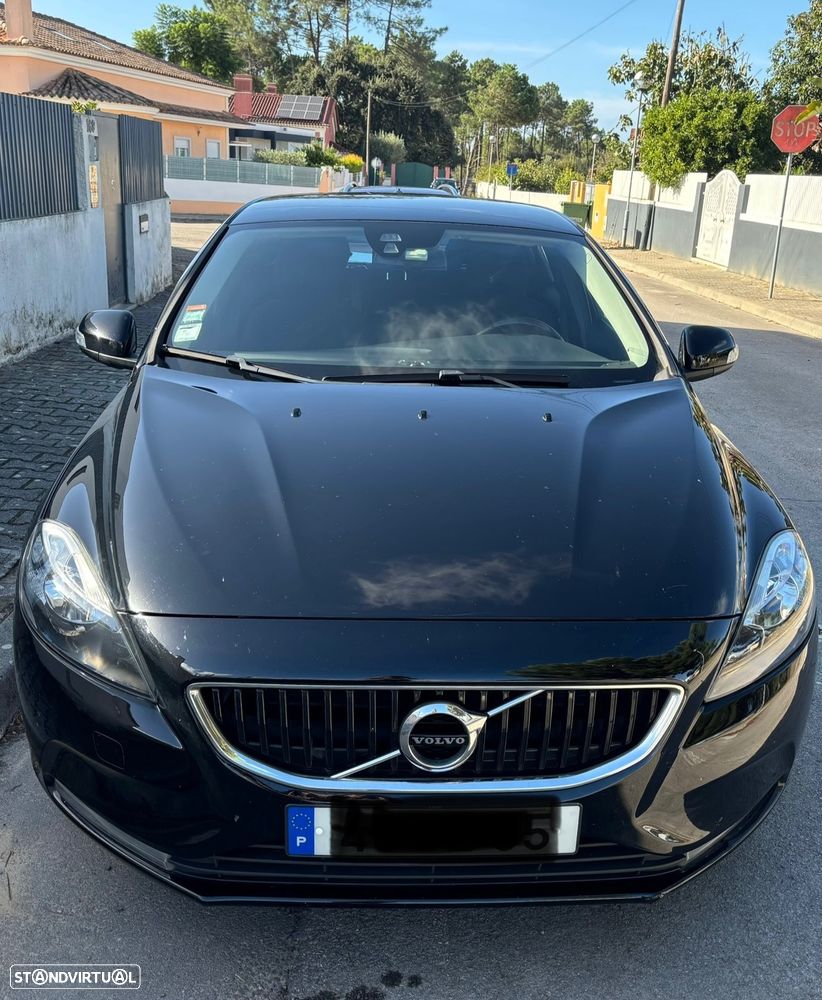 Volvo V40 2.0 D2 Kinetic - 1