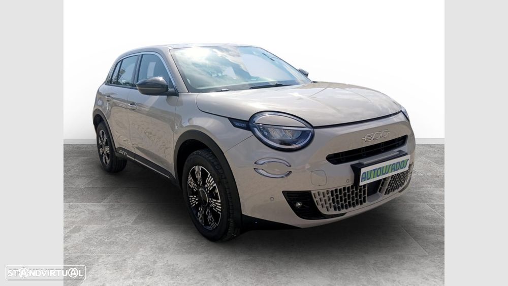 Fiat 600 1.2 Hybrid Pop - 4