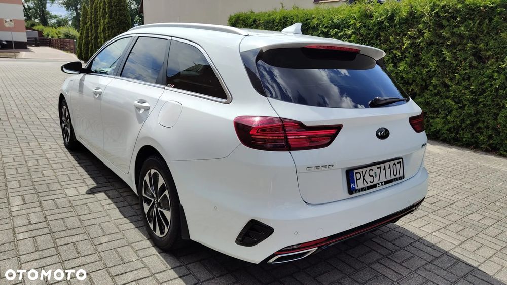 Kia Ceed 1.6 GDI PHEV Business Line DCT - 4