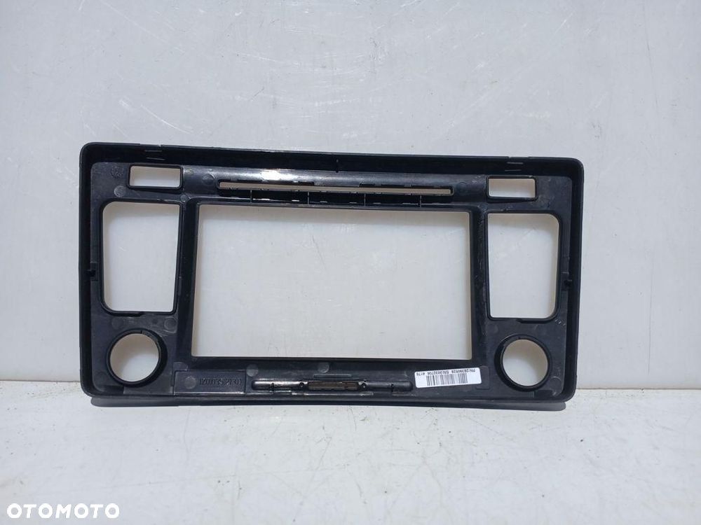 RAMKA RADIA OBUDOWA SKODA OCTAVIA II 1Z0035213D - 2
