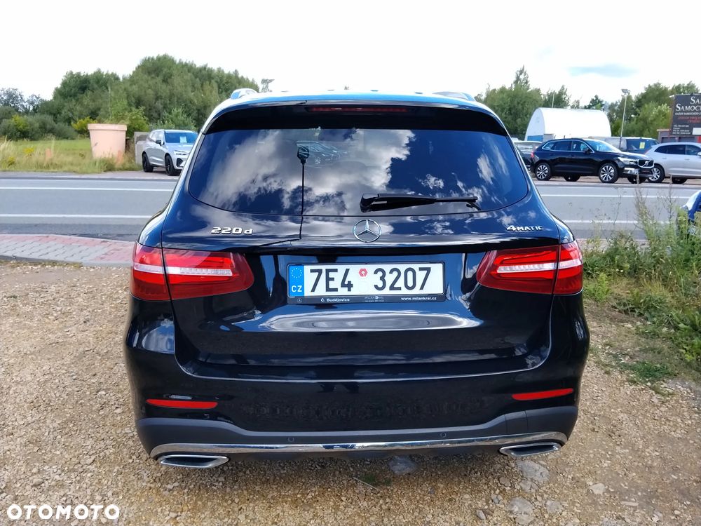Mercedes-Benz GLC - 16
