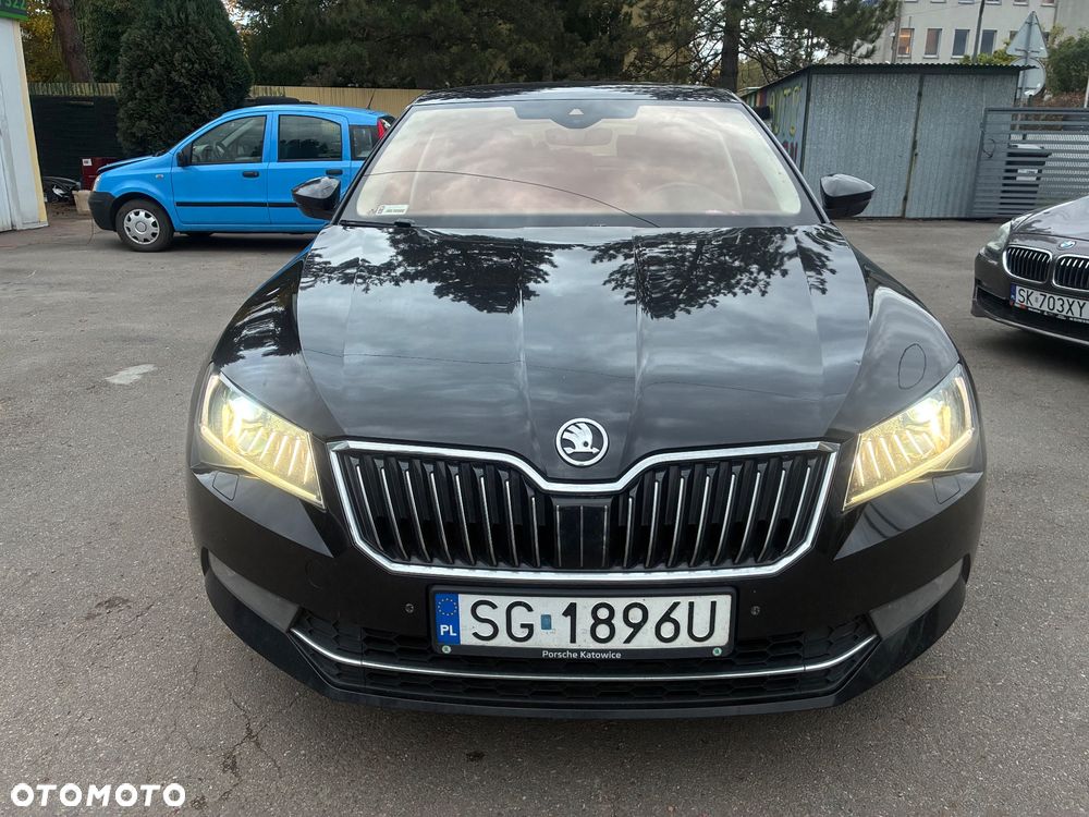 Skoda Superb 2.0 TDI 4x4 L&K DSG - 2