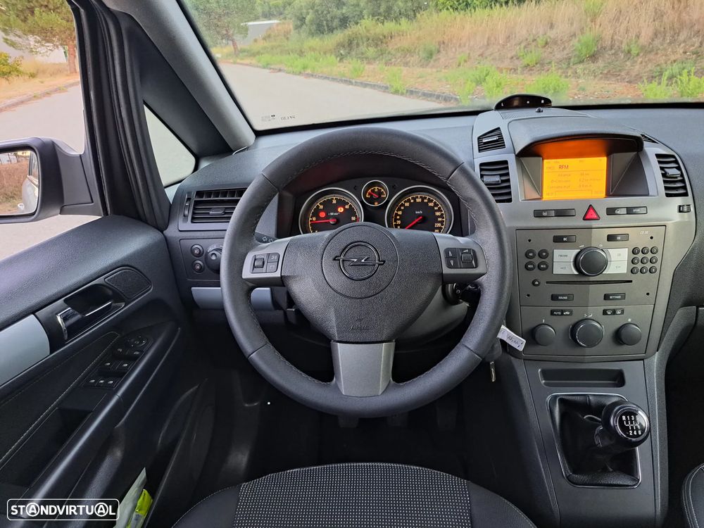 Opel Zafira 1.9 CDTI Cosmo - 16