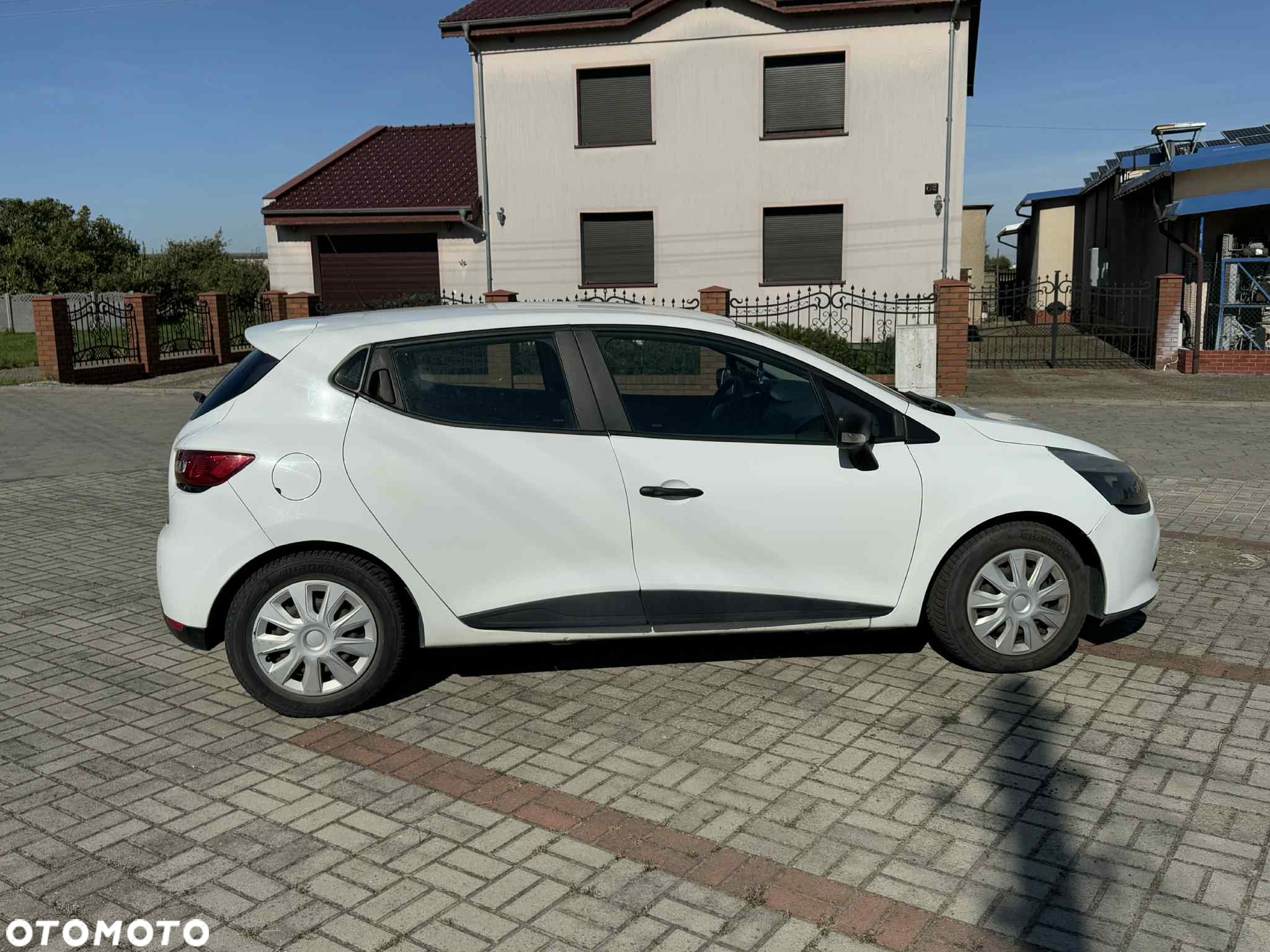 Renault Clio 1.5 dCi Alize - 8