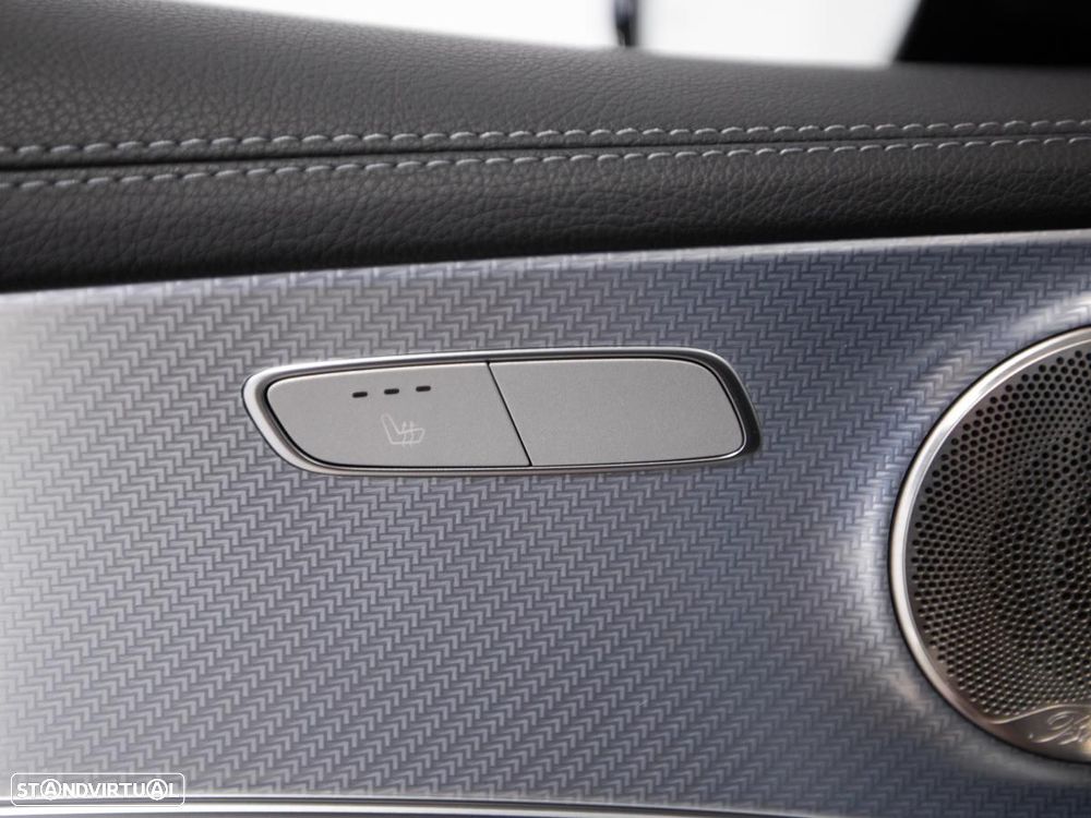 Mercedes-Benz E 300 de AMG Line - 18