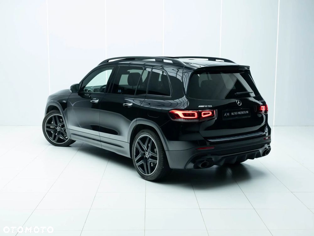 Mercedes-Benz GLB - 10