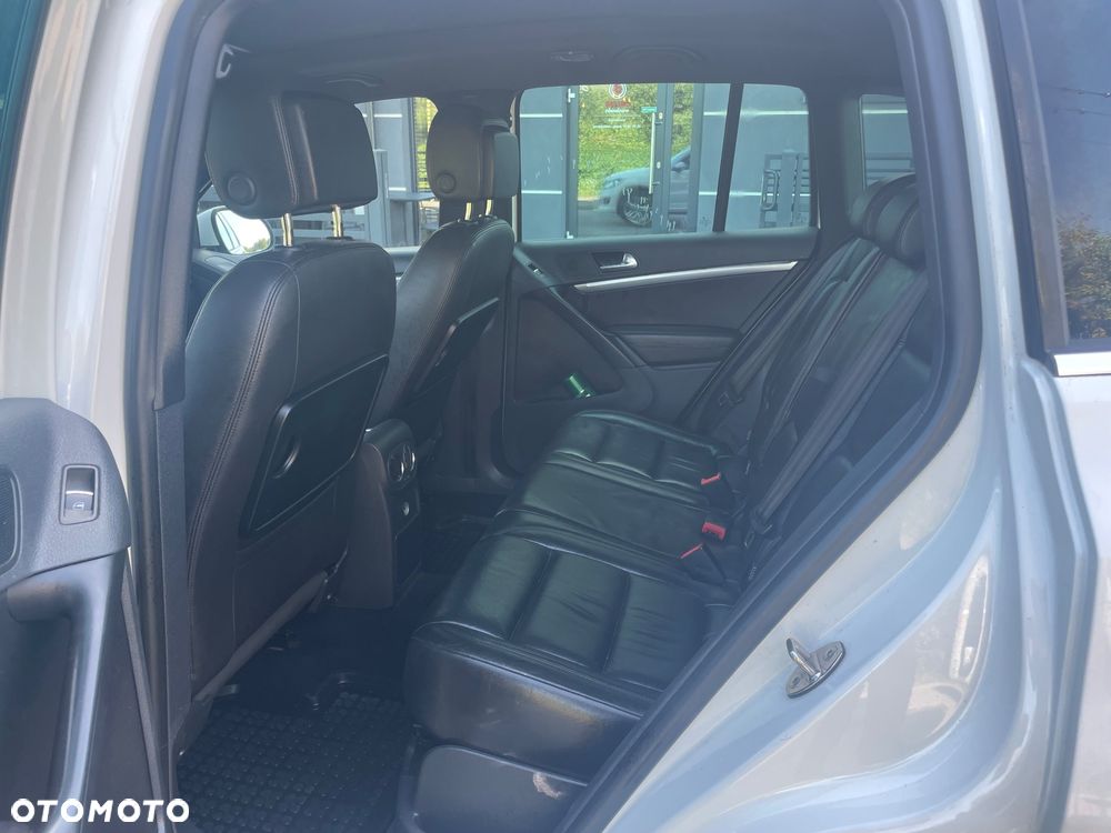 Volkswagen Tiguan - 9