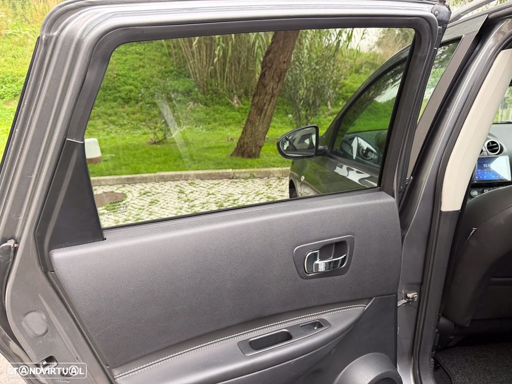 Nissan Qashqai 1.6 dCi Tekna Premium 18 360 - 37