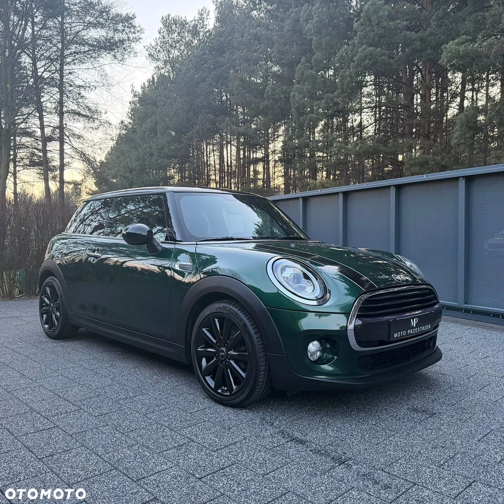 MINI Cooper Essential Trim - 24