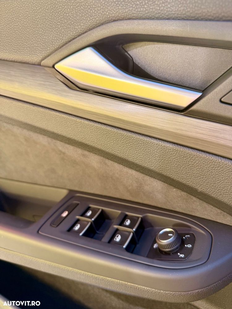 Volkswagen Golf 1.5 eTSI ACT DSG MHEV Style - 7