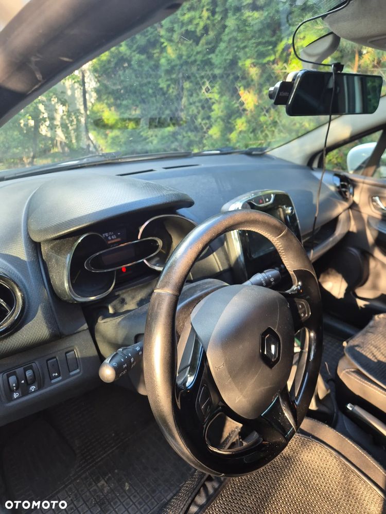 Renault Clio - 5