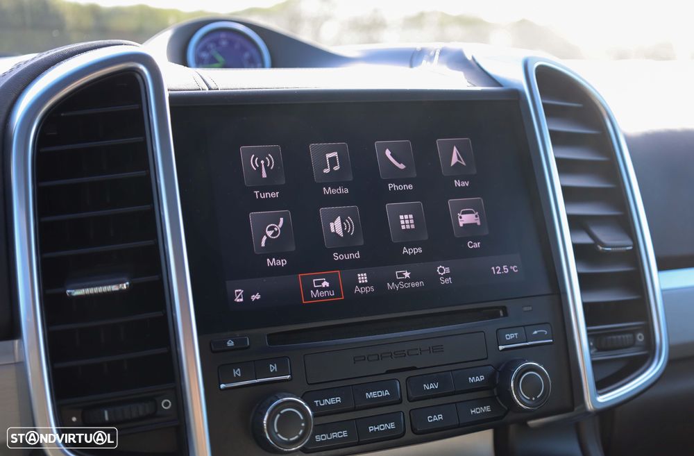 Porsche Cayenne S E-Hybrid Platinum Edition - 35