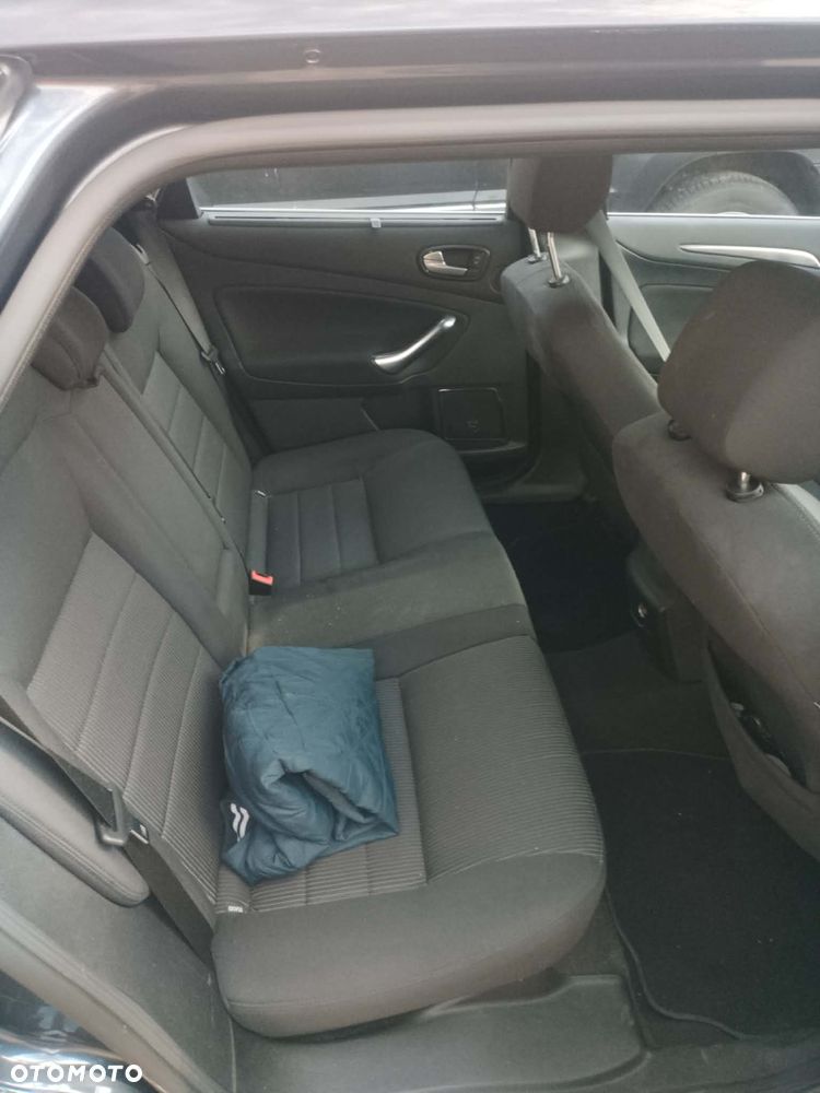 Ford Mondeo 2.0 TDCi Black Magic - 6