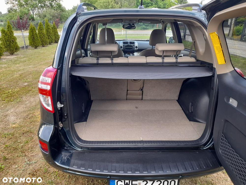 Toyota RAV4 2.2 D-4D Prestige - 39