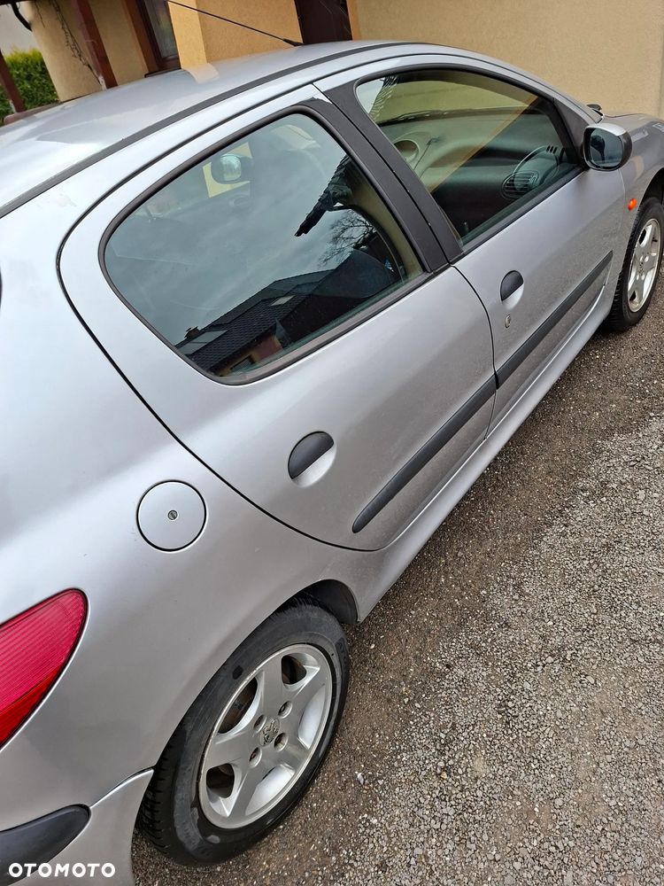 Peugeot 206 - 5