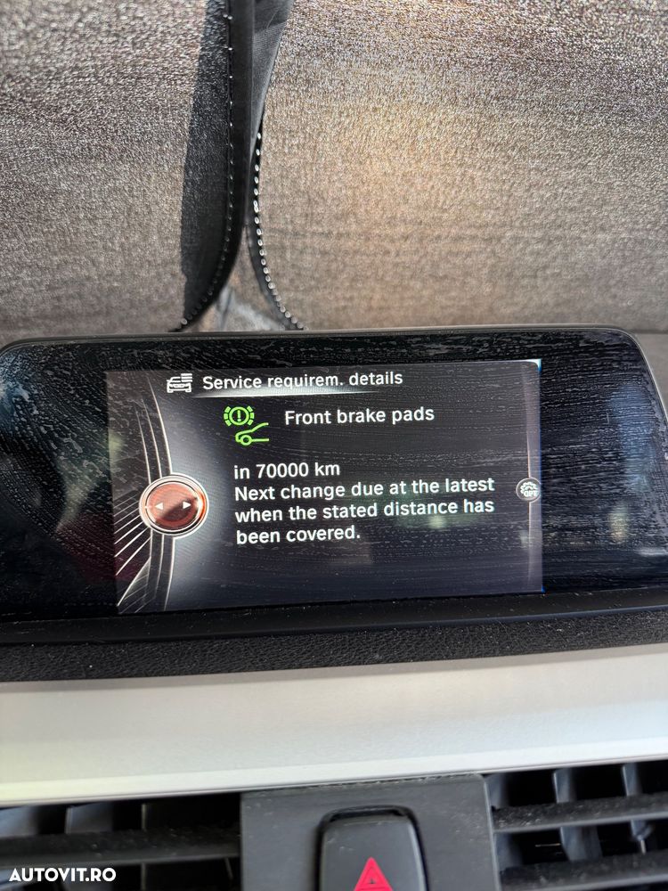 BMW Seria 3 320d Aut. - 9
