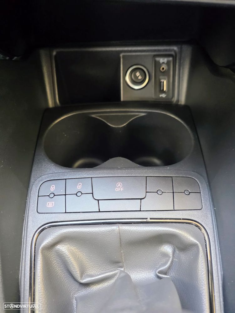 SEAT Ibiza 1.0 Reference - 34
