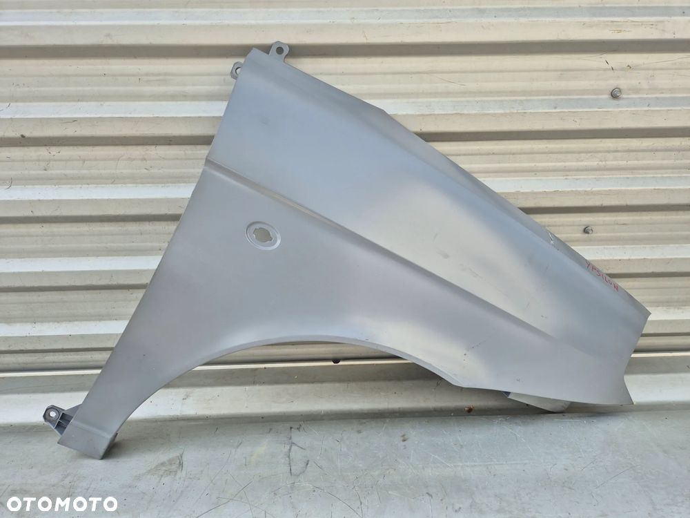 Błotnik prawy przód Lancia Ypsilon - 1