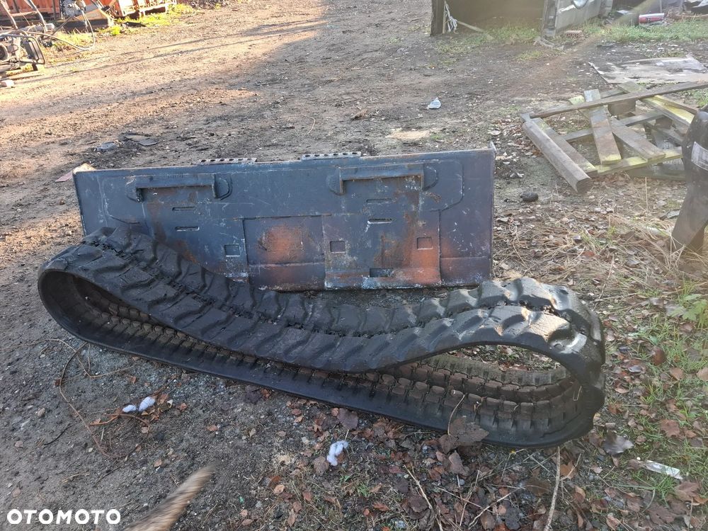 Gąsienica kubota u 25 - 3