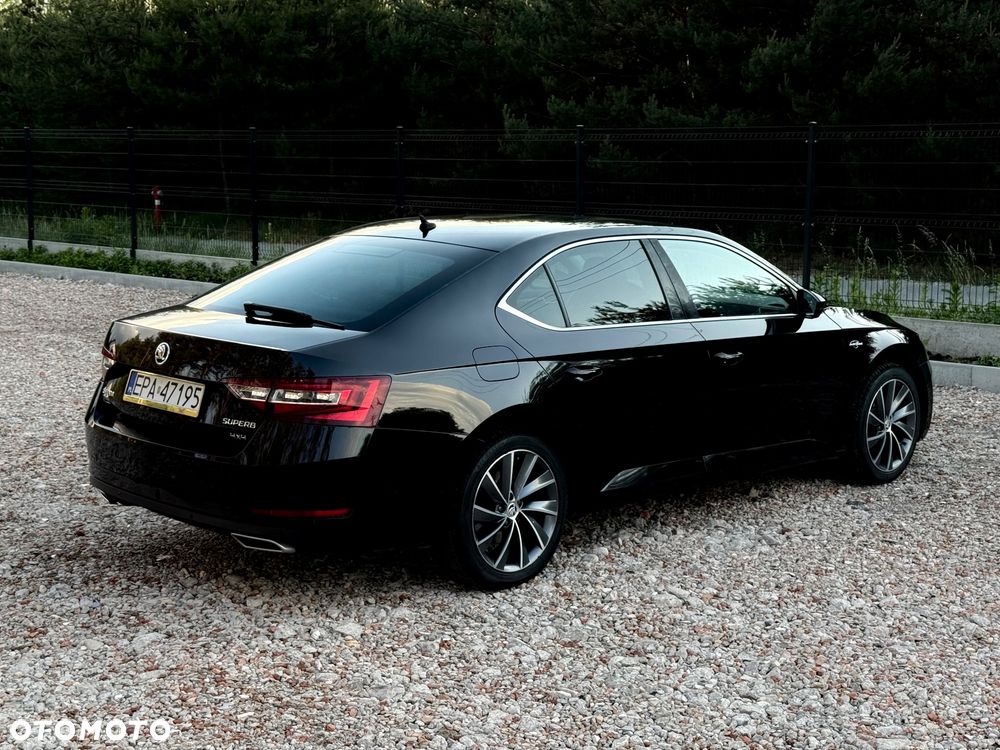 Skoda Superb 2.0 TDI 4x4 L&K DSG - 39
