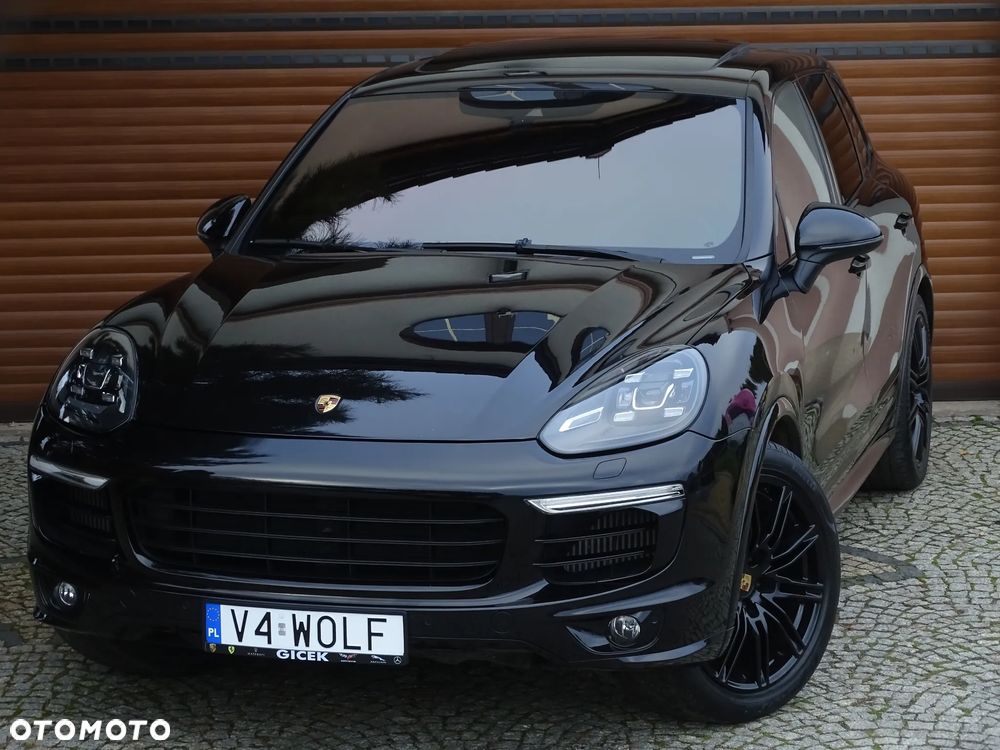 Porsche Cayenne GTS - 1