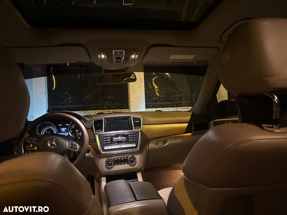 Mercedes-Benz ML - 8