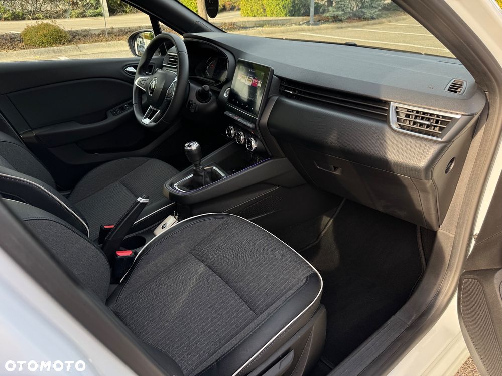 Renault Clio TCe 90 TECHNO - 21