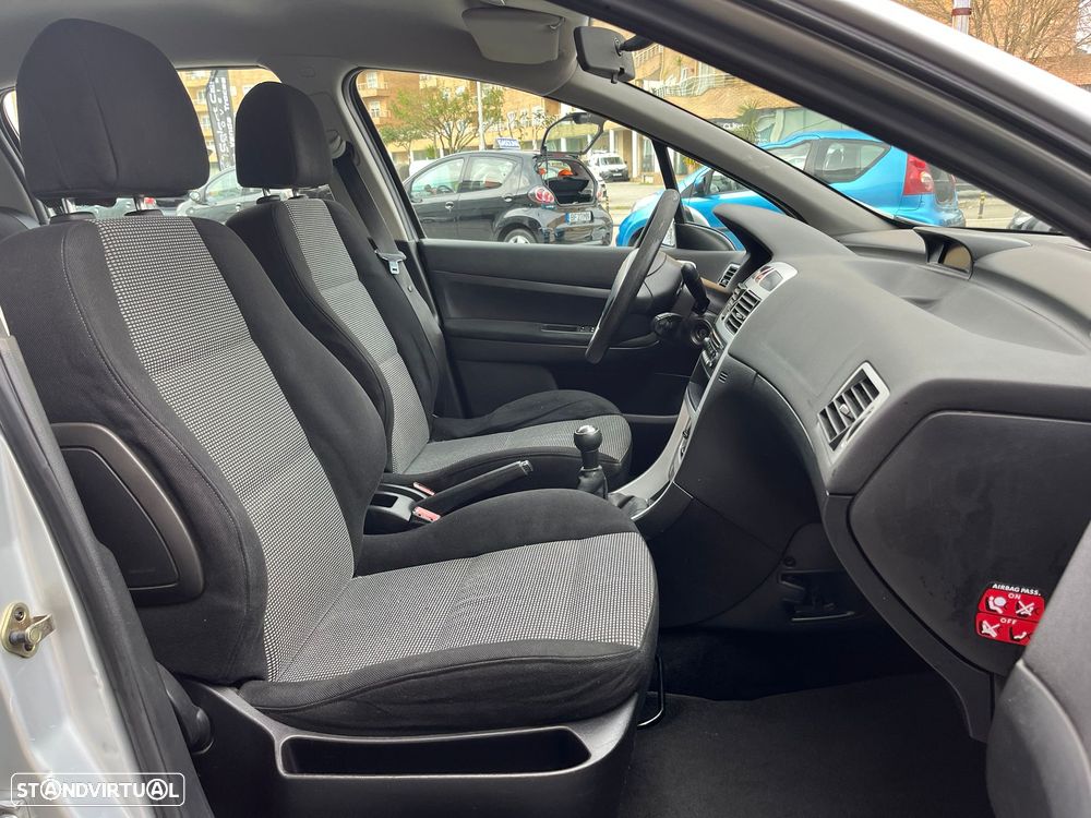 Peugeot 307 1.6 HDi Executive - 10