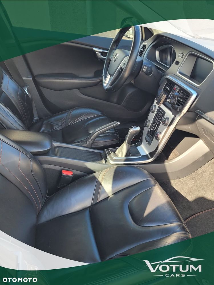 Volvo V40 D2 Ocean Race - 11