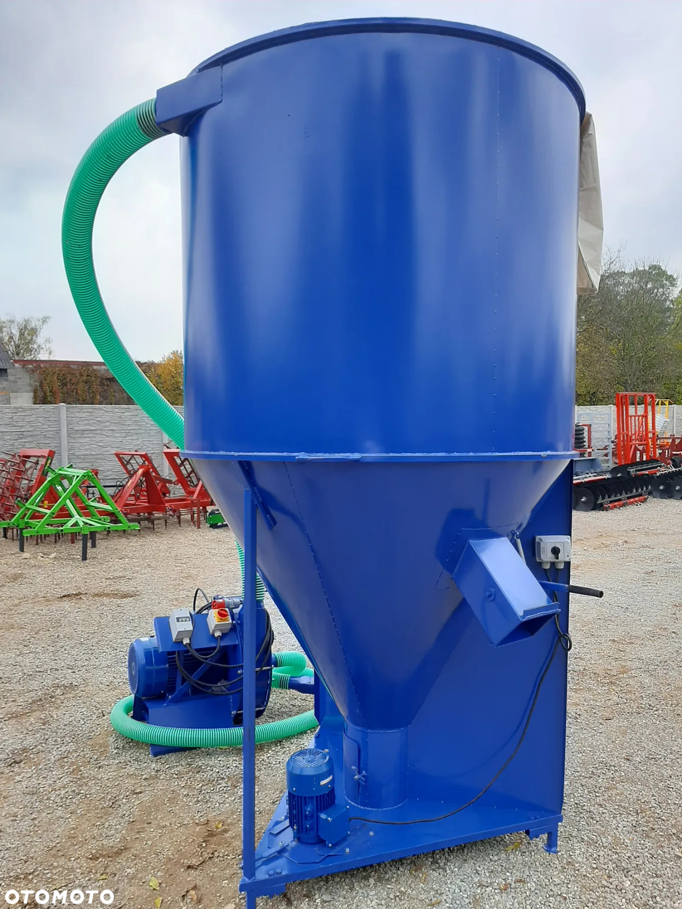 Zestaw/agregat paszowy OSUCH Mieszalnik 0,5-2t + śrutownik 7,5/11/15kw - 9