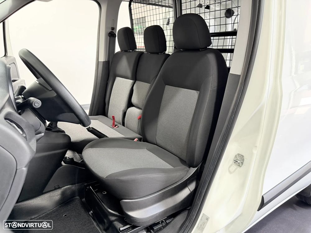 Fiat DOBLO CARGO 1.3 M-JET 95 CV - 3 LUGARES - IVA DEDUTIVÉL - 8