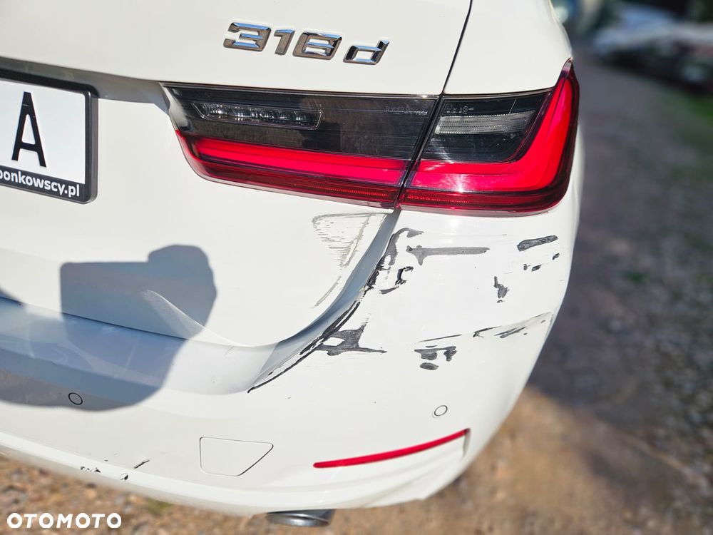 BMW Seria 3 318d mHEV M Sport - 12