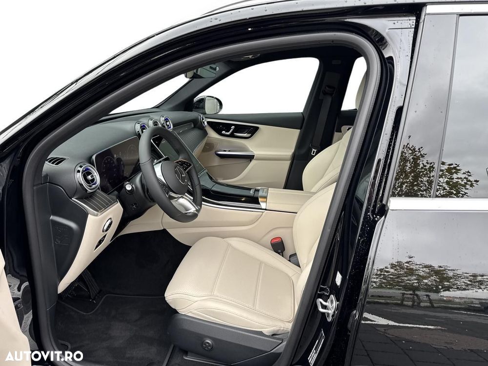 Mercedes-Benz GLC 300 e 4MATIC - 11