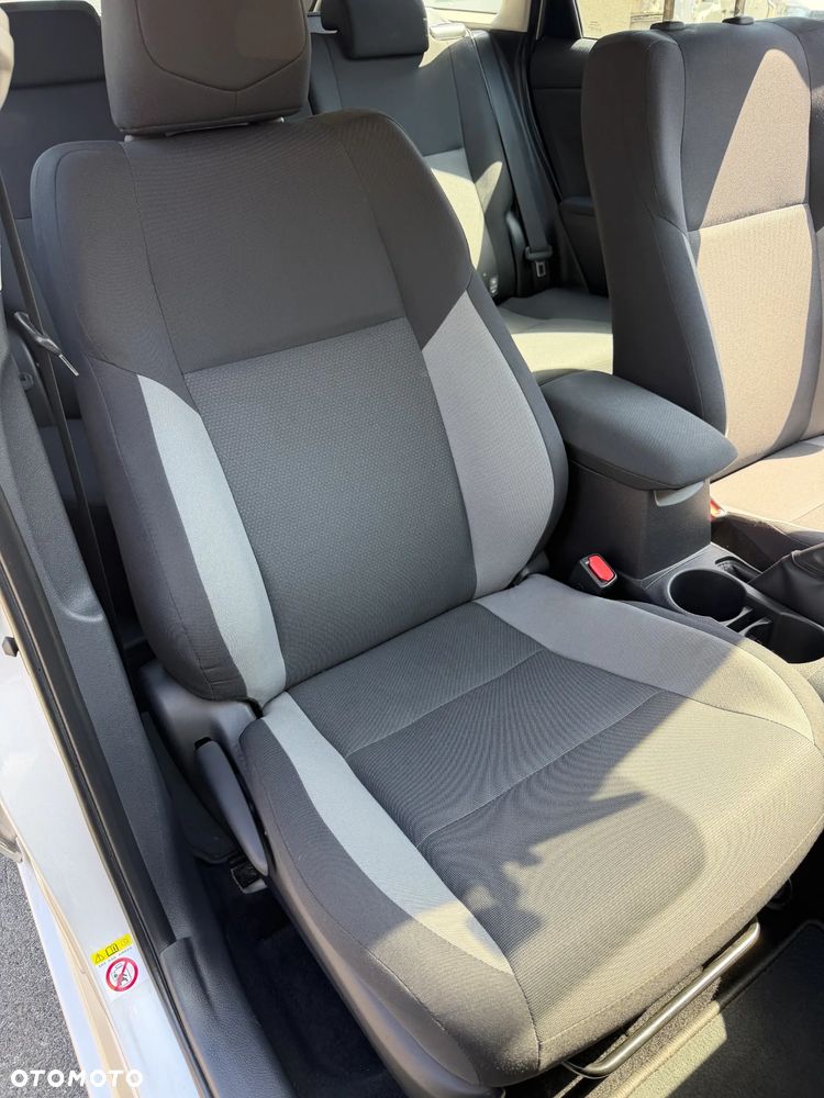 Toyota Auris 1.6 Active - 18