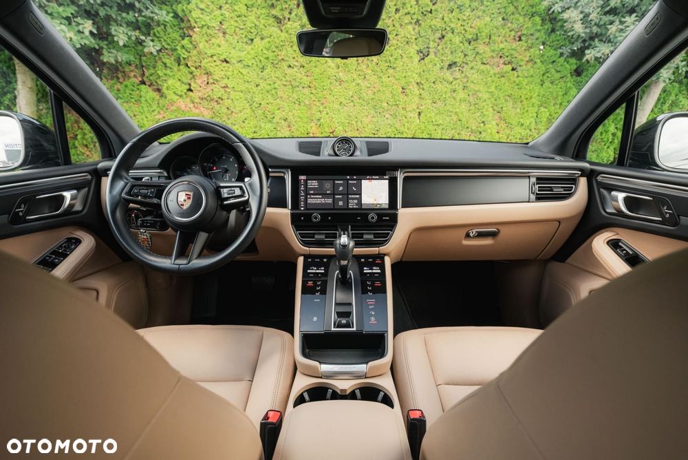Porsche Macan Standard - 12