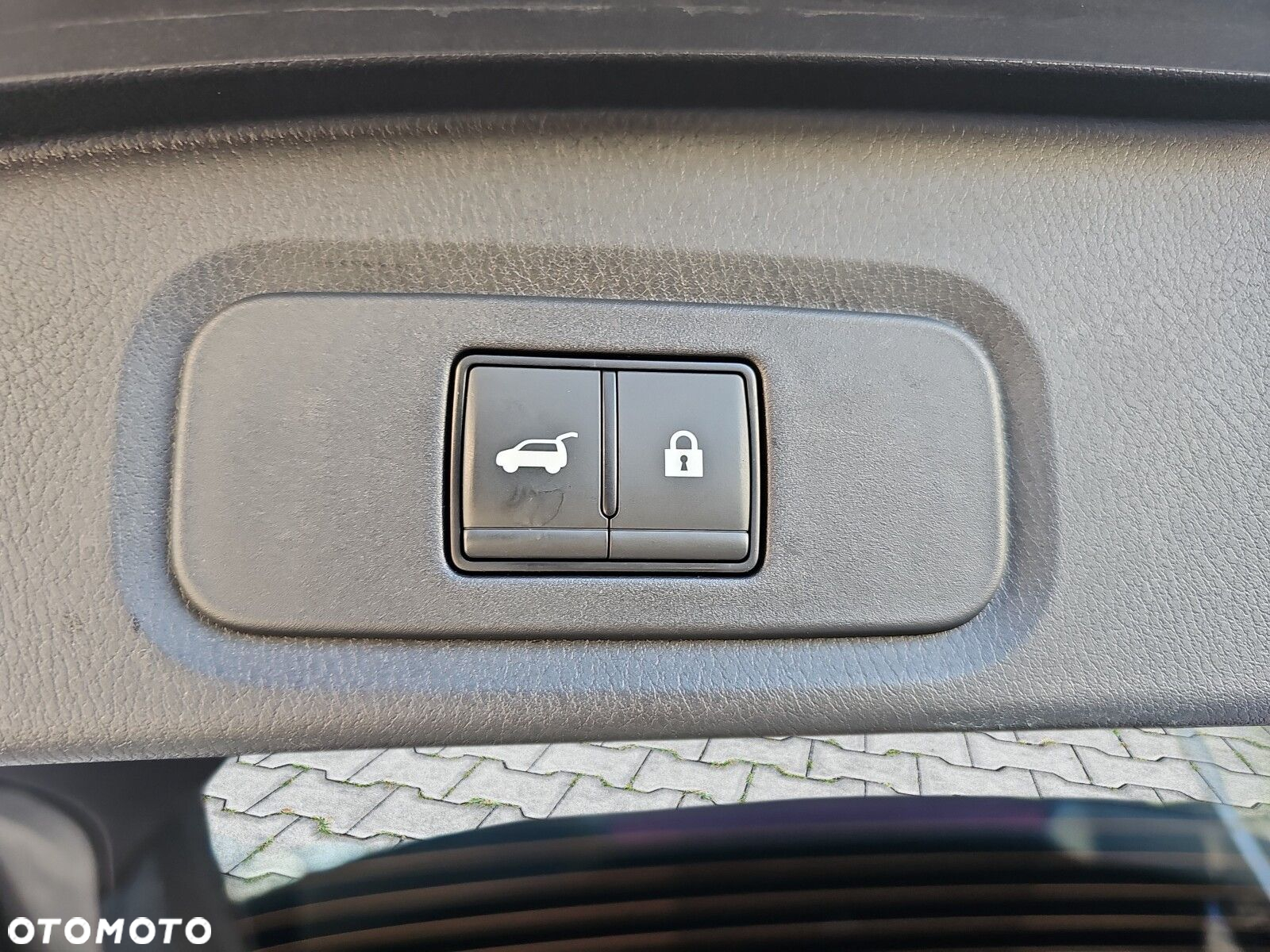 Nissan Qashqai 1.3 DIG-T mHEV N-Connecta Xtronic - 23
