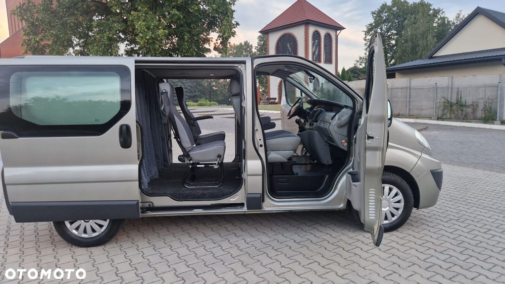 Renault Trafic - 10